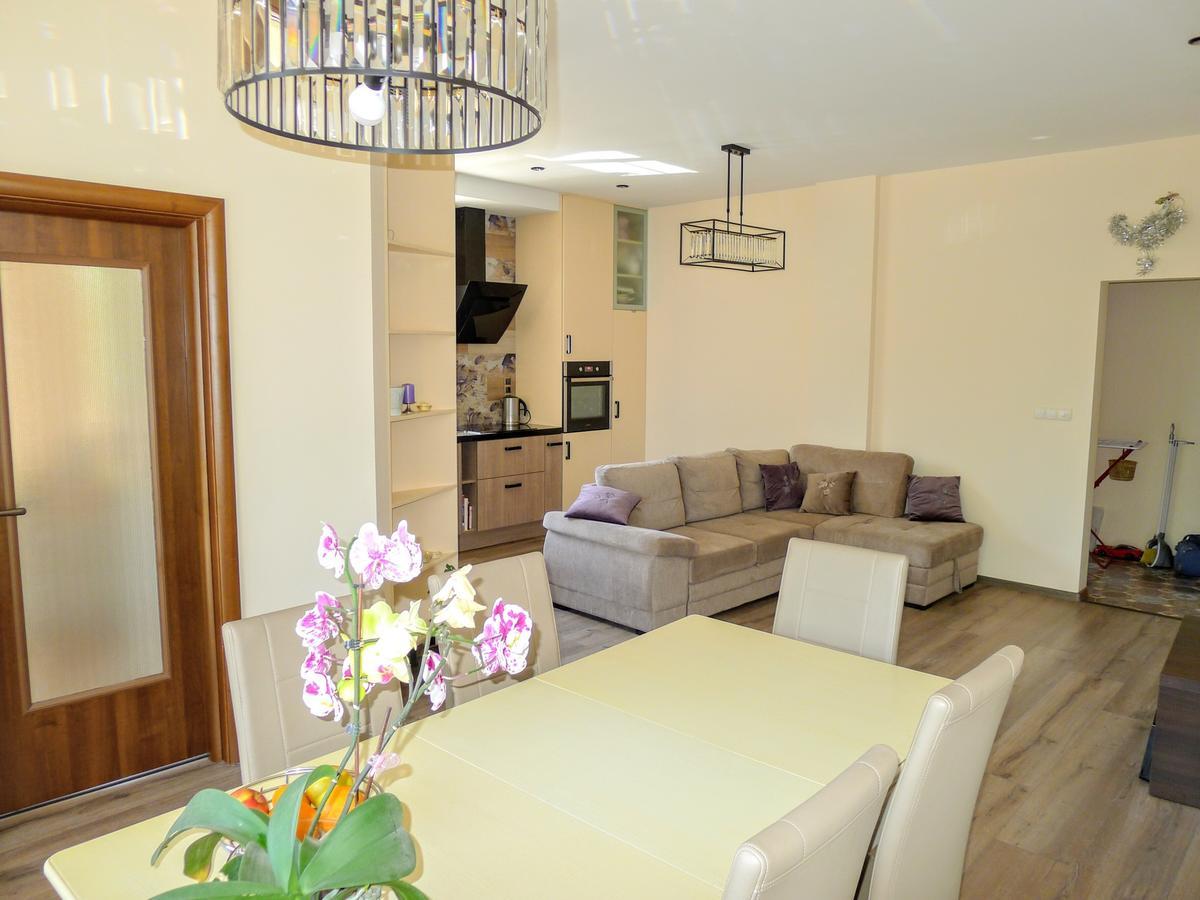 Sea Garden Lux Apartment Varna Eksteriør billede